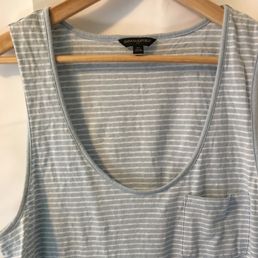 Banana Republic top.